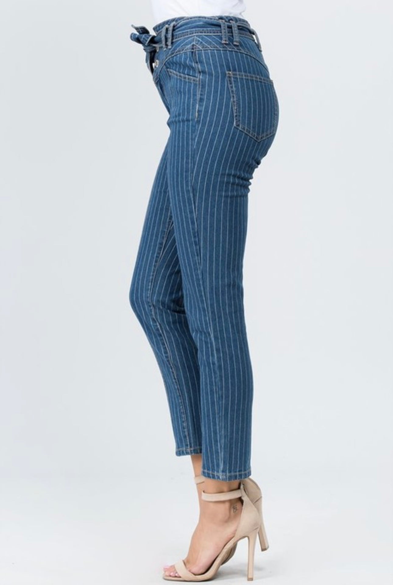 STRIPED SKINNY ANKLE LENGTH DENIM W/ BELT