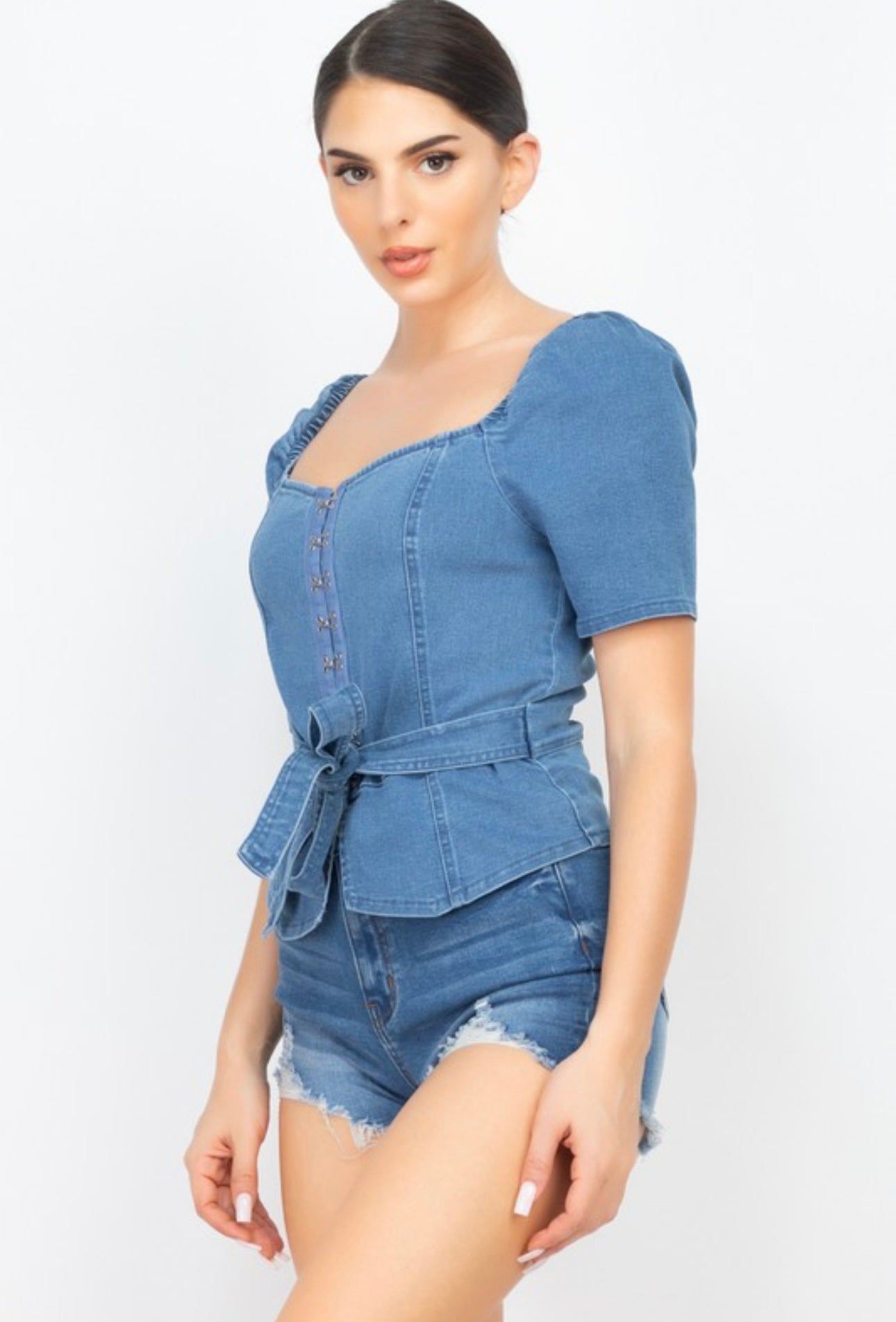 Hook And Eye Puff Sleeves Top