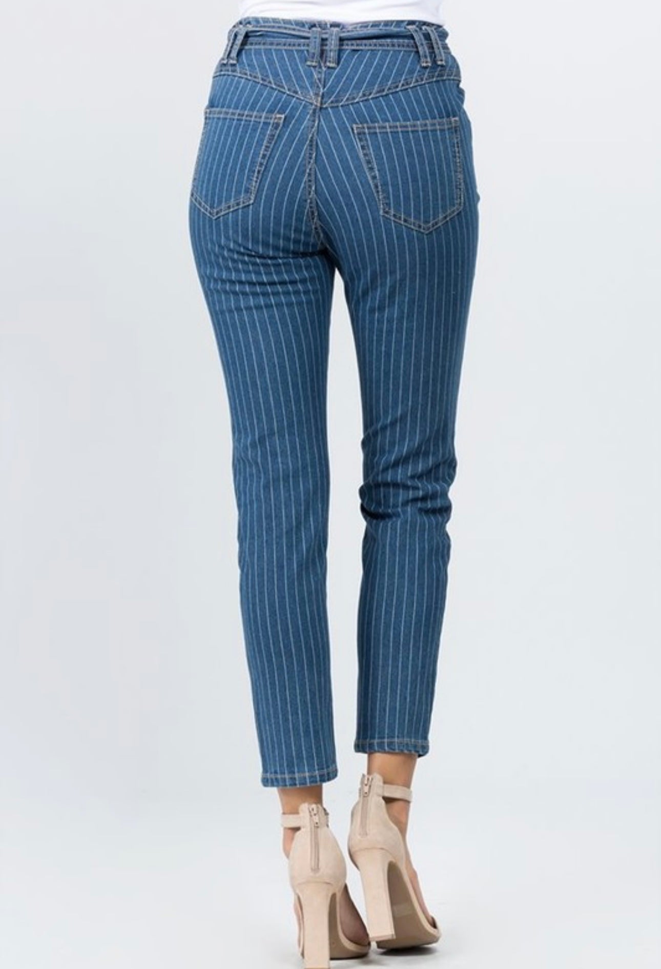 STRIPED SKINNY ANKLE LENGTH DENIM W/ BELT