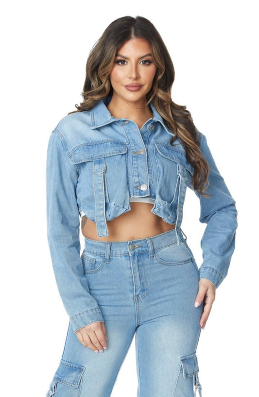 CROPPED DENIM STRAP CARGO JACKET